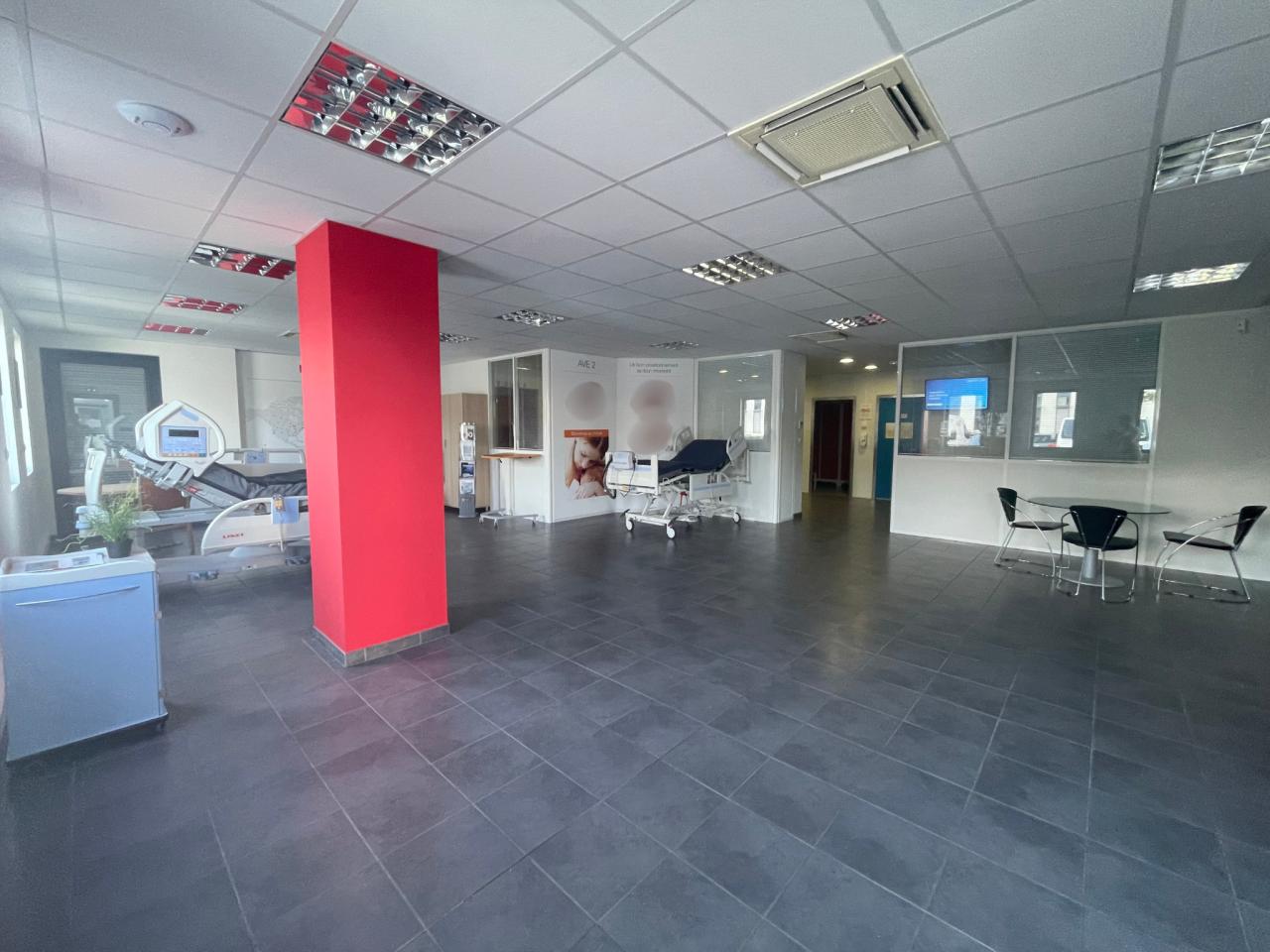 Local d'activité Vénissieux 731m² Vente local d'activité Vénissieux Rhône OVACT2534126 4